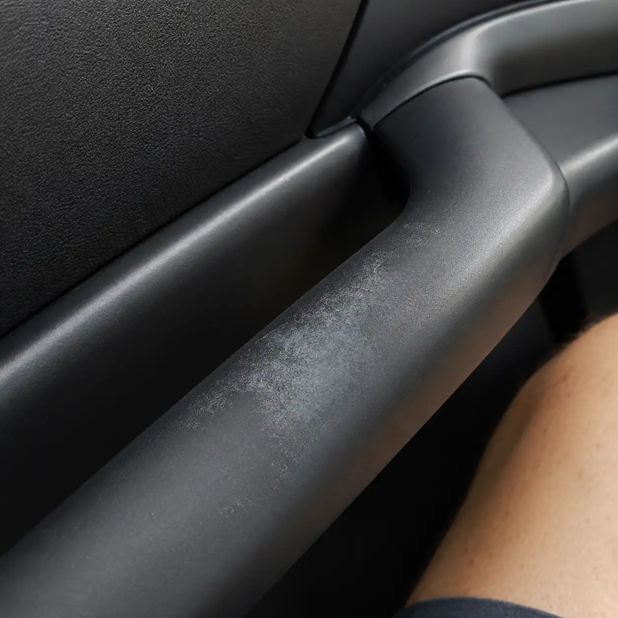 Gloss Loss After Contact with Perspiration and Sunscreen: Contact-related gloss loss requires better stain, chemical and surface stability.