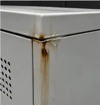 Edges and Welds: Low film build at welds and formed edges allows corrosion to start at weak points.