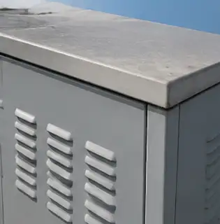 Super-Durable, UV-Resistant and Non-Chalking Performance: Long-term outdoor exposure causes chalking, fading and gloss loss, affecting appearance and protection.