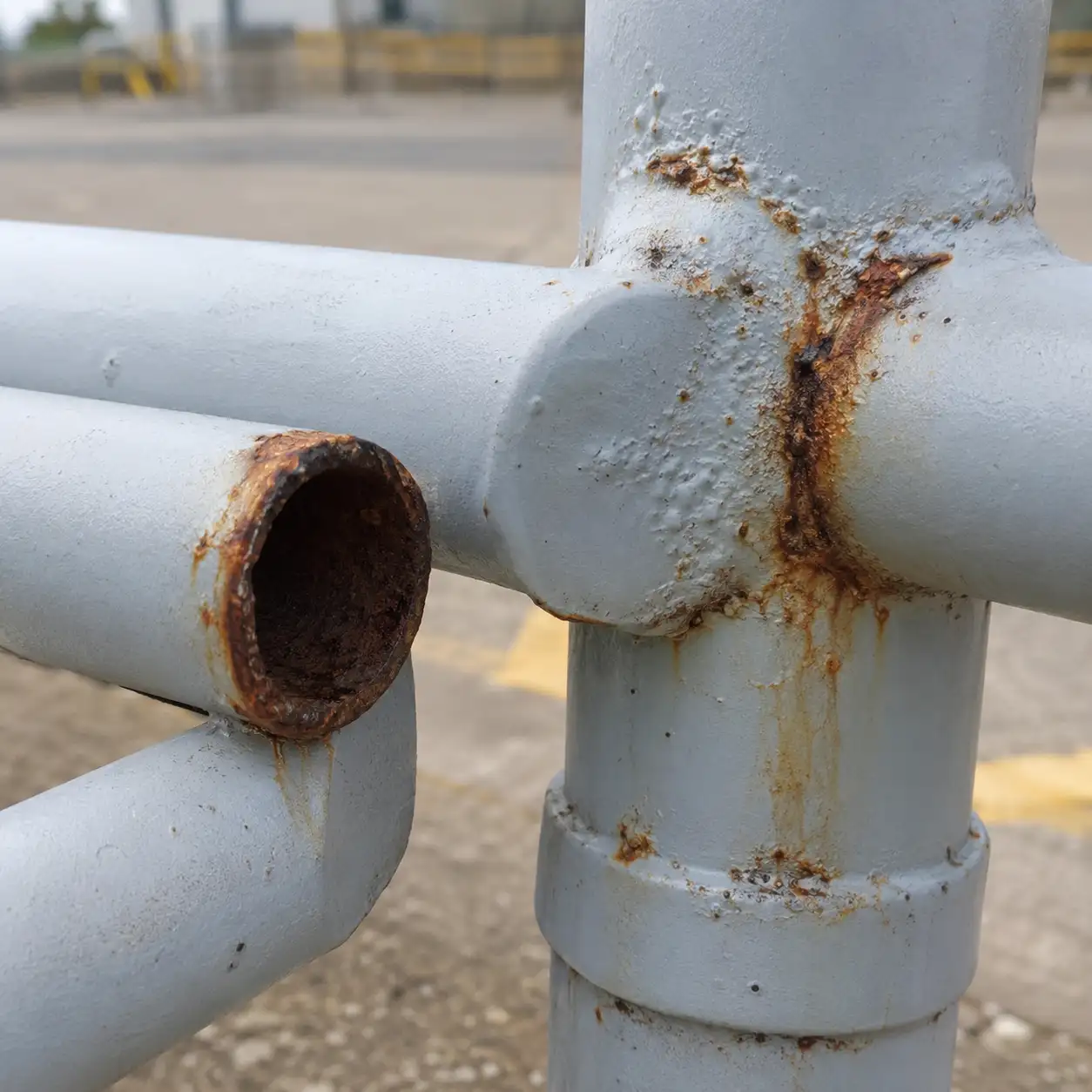 Corrosion Failure at Welds, Cut Edges and Tube Ends: Low film build at welds, cut edges and tube ends makes them the earliest corrosion sites.